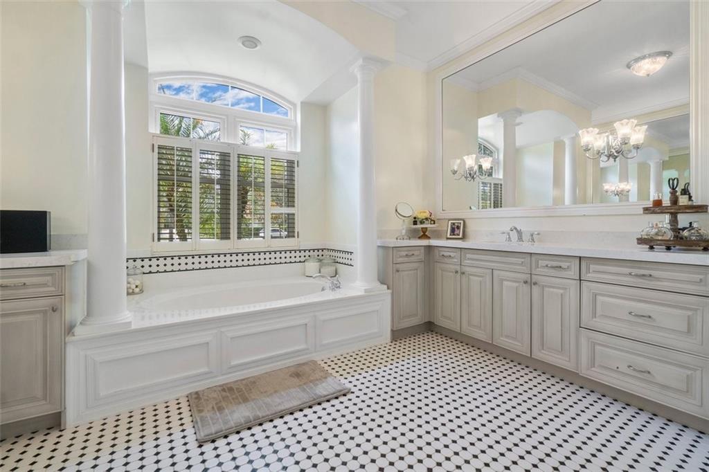 Pine Tree Estates - Residential