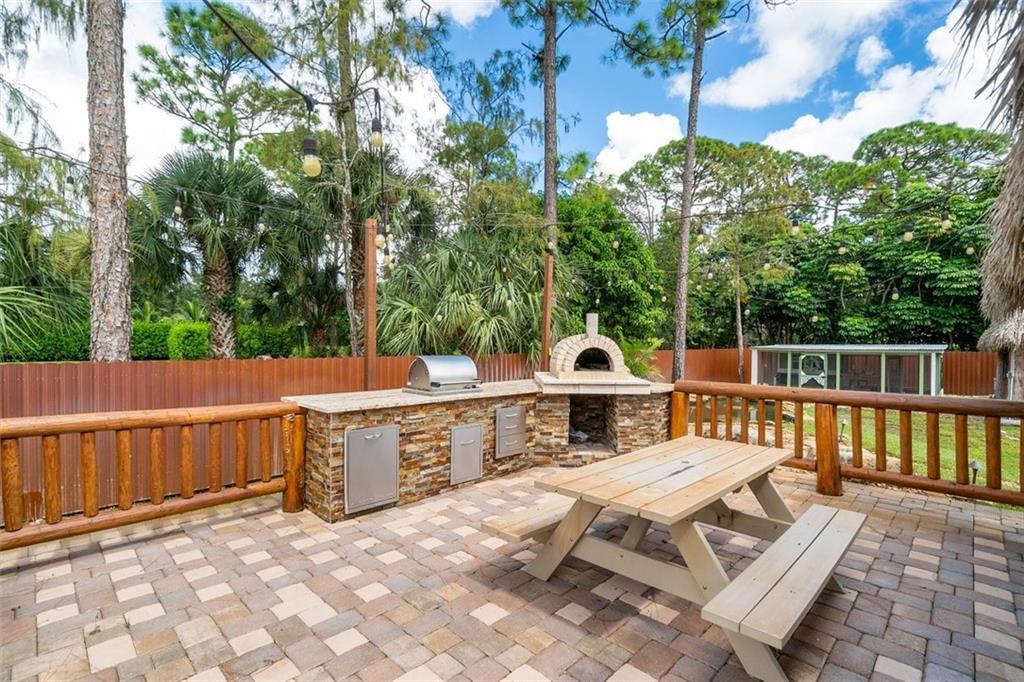 Pine Tree Estates - Residential