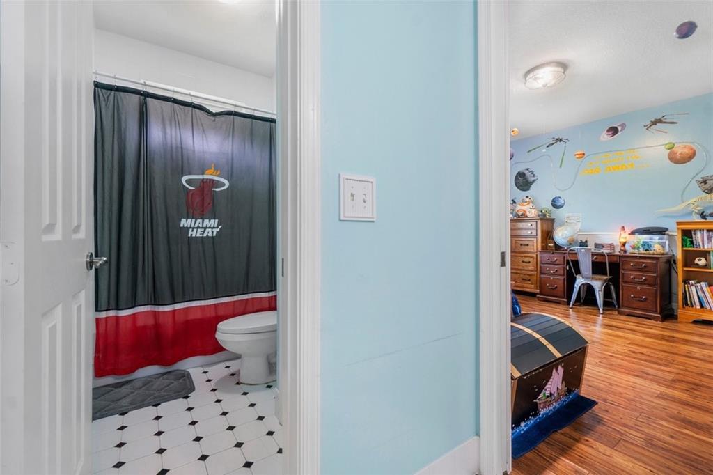 Pine Tree Estates - Residential