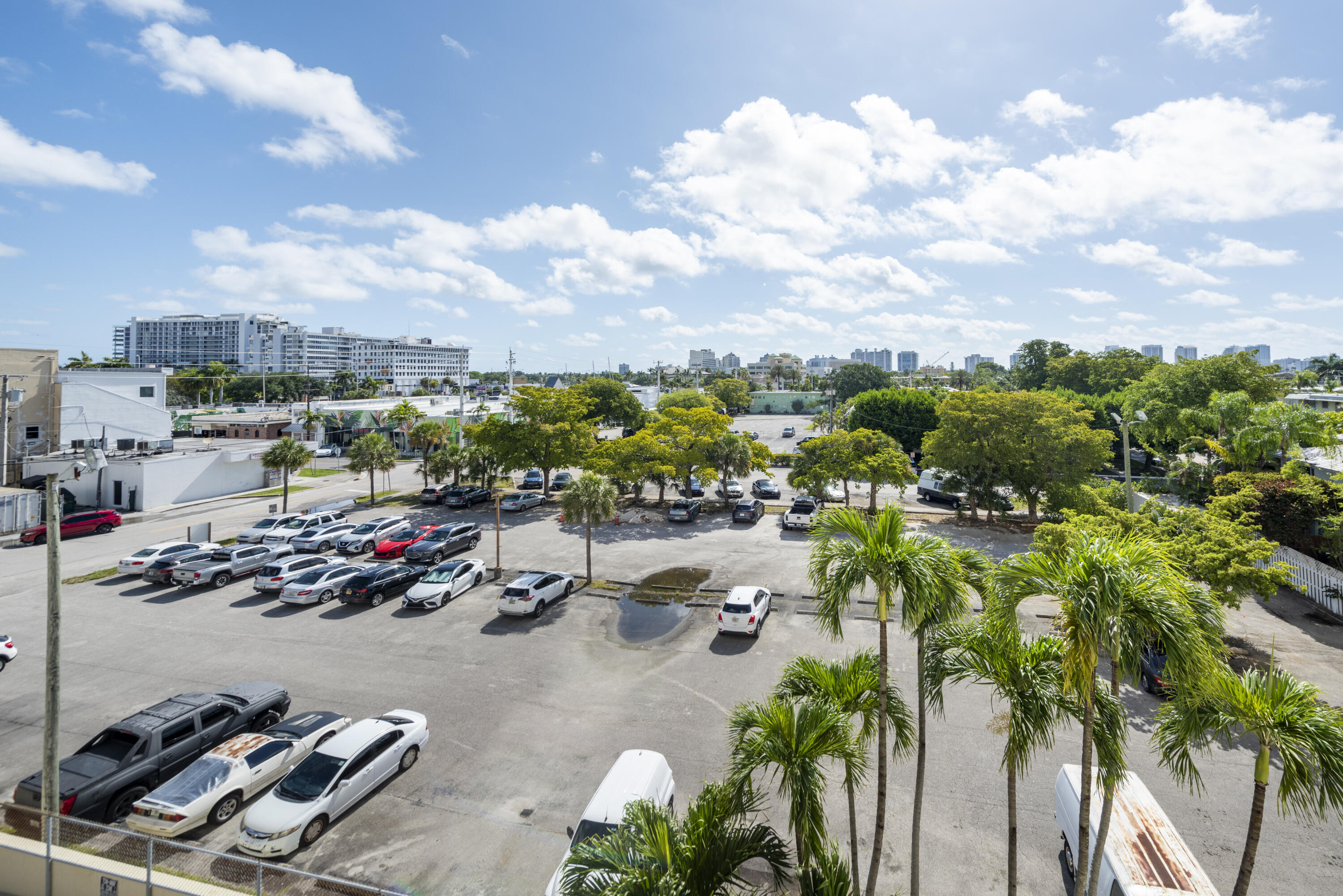 VICTORIA PARK TOWER CONDO - Residential