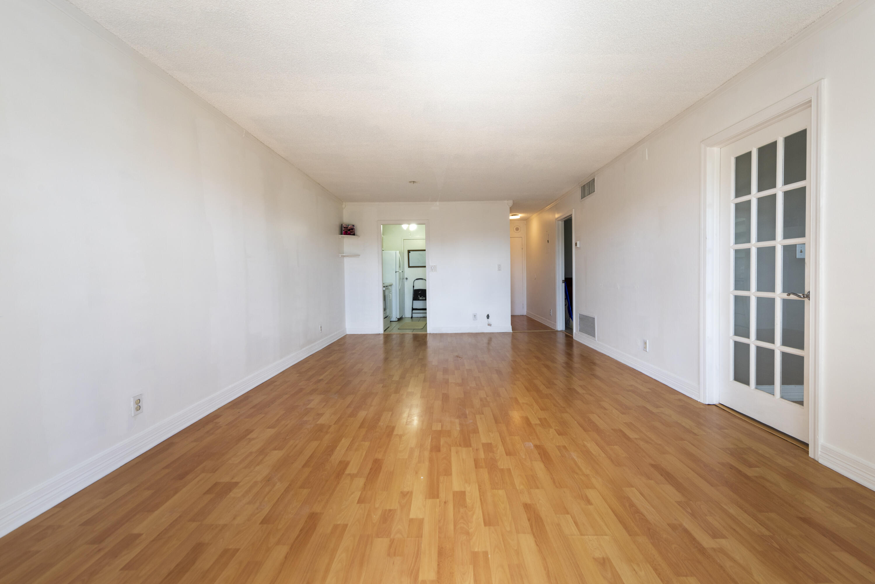 VICTORIA PARK TOWER CONDO - Residential