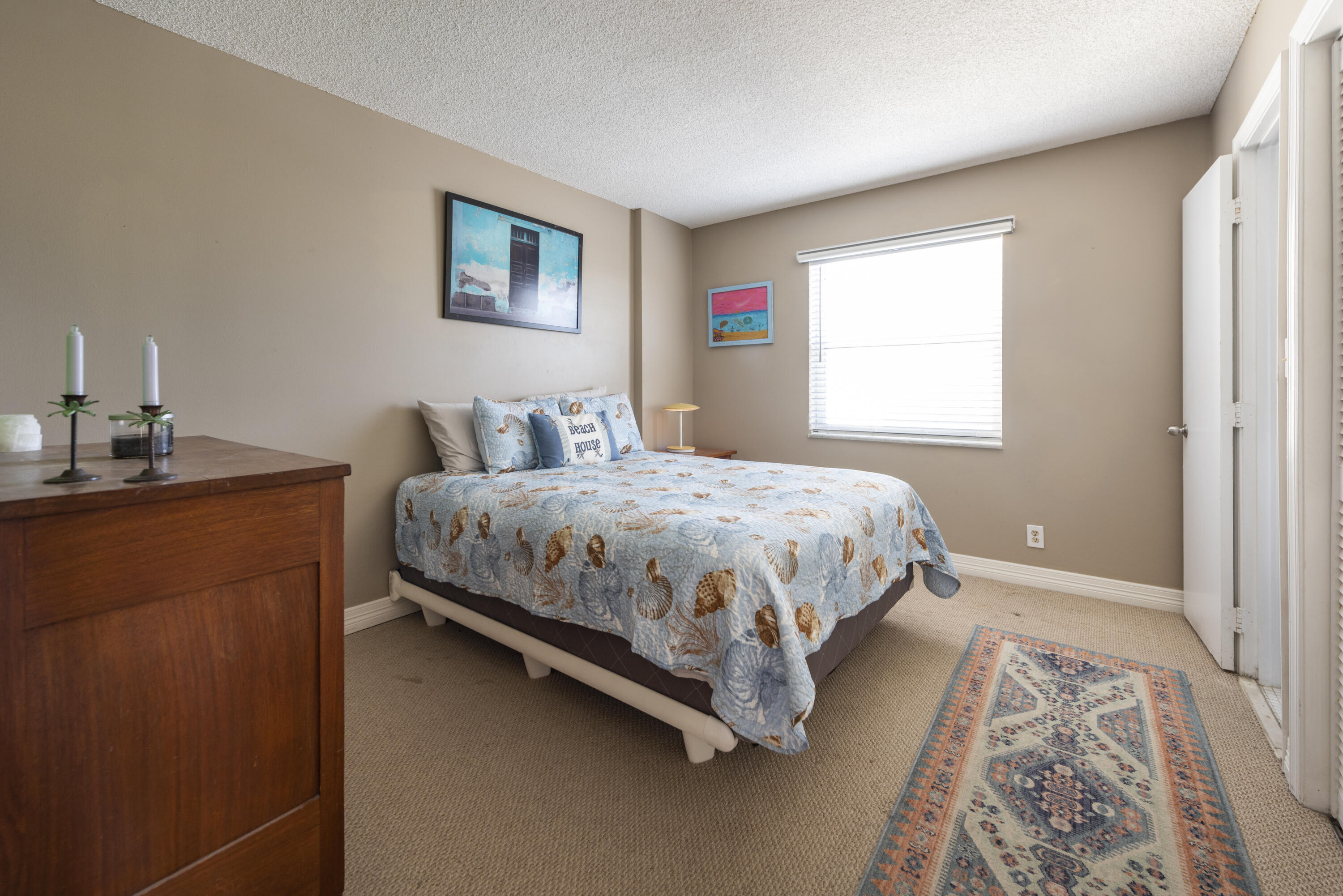 VICTORIA PARK TOWER CONDO - Residential