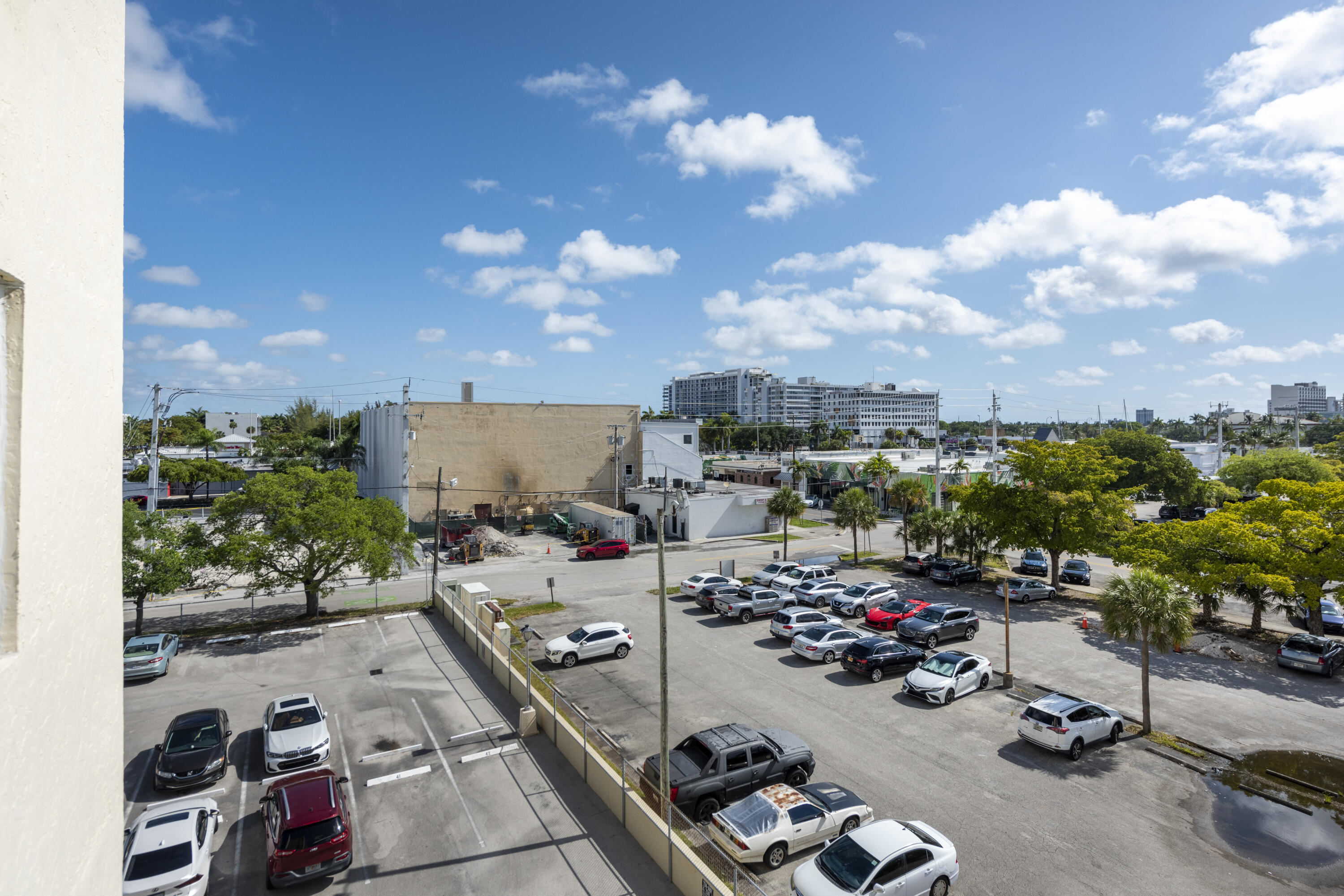 VICTORIA PARK TOWER CONDO - Residential