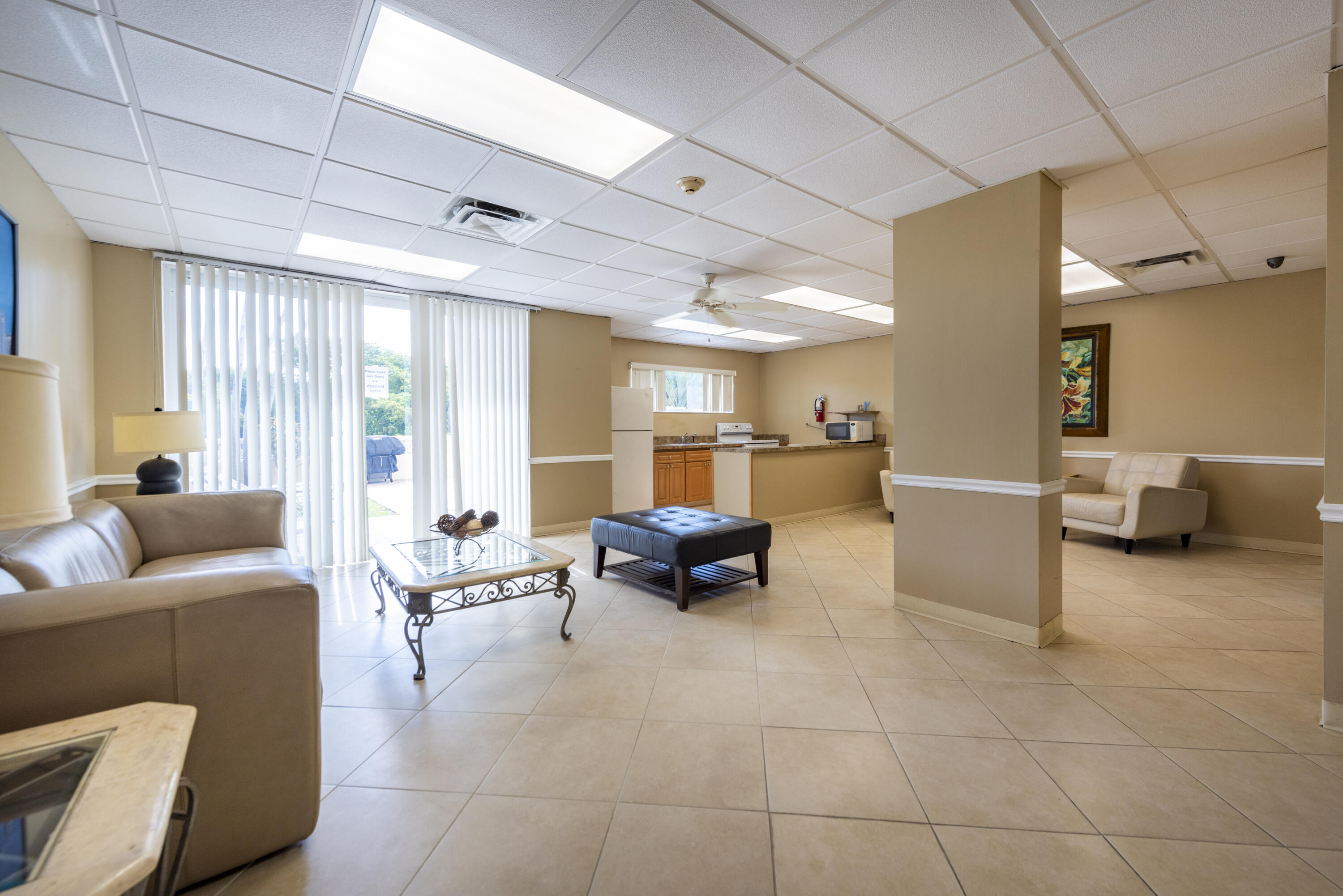 VICTORIA PARK TOWER CONDO - Residential