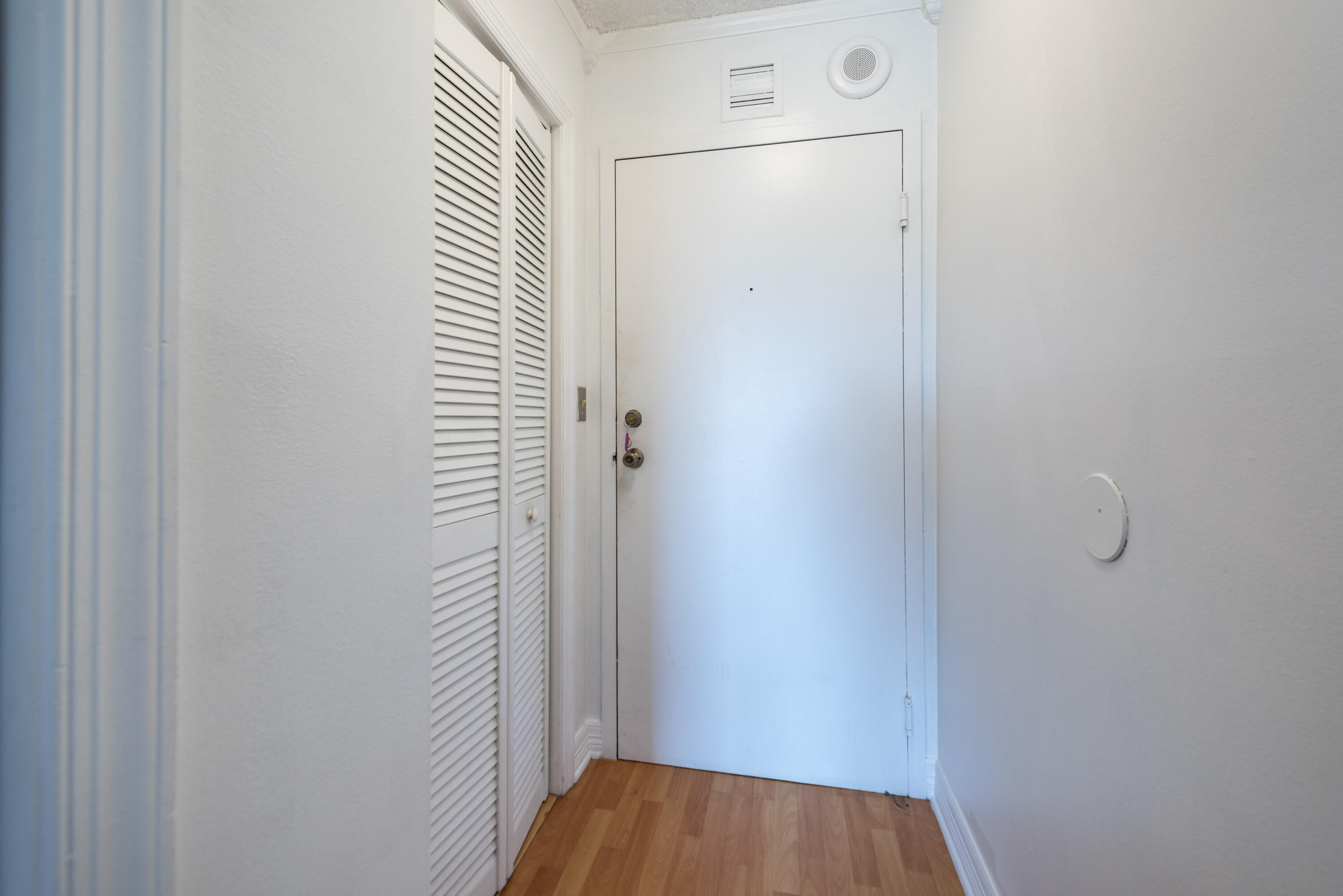 VICTORIA PARK TOWER CONDO - Residential