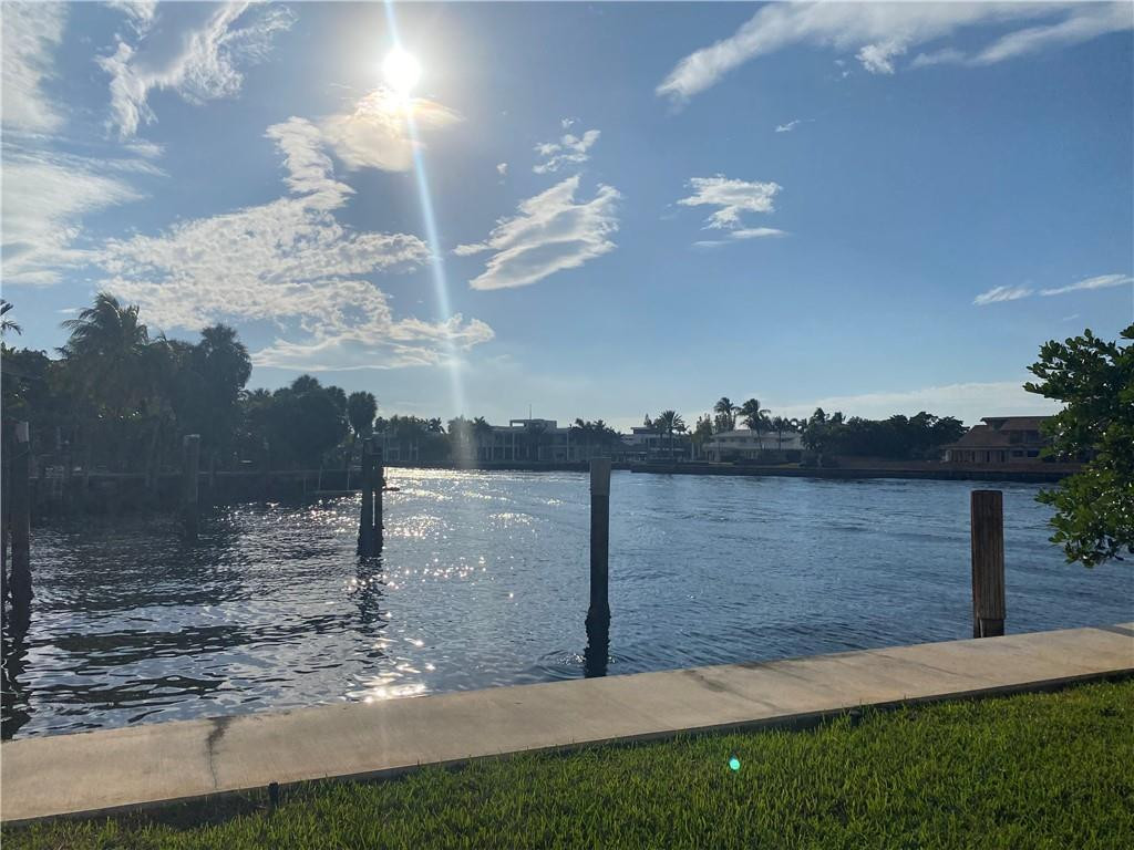 Sea Ranch Lakes - Residential