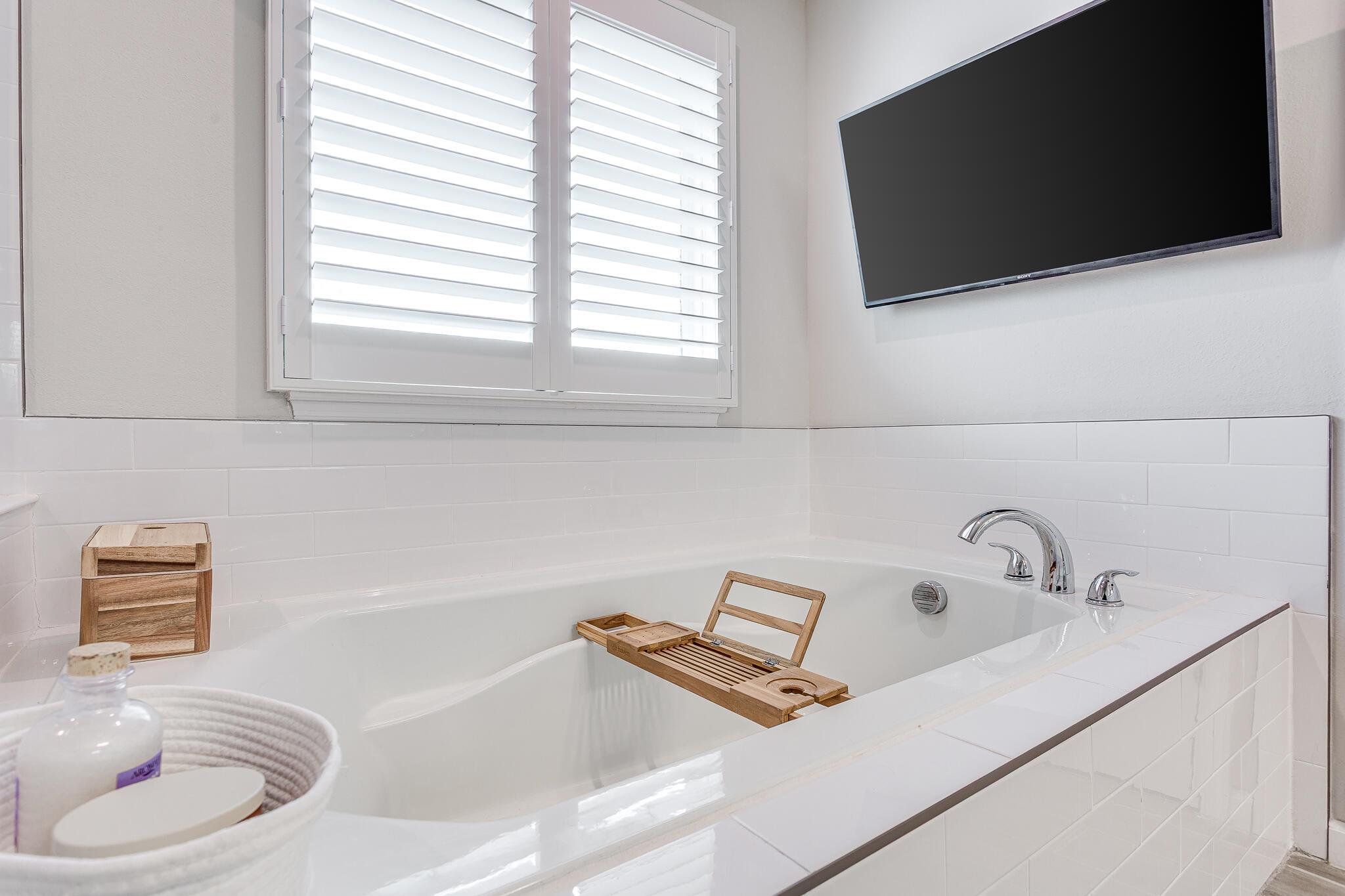 LOST TREE PRESERVE - Residential