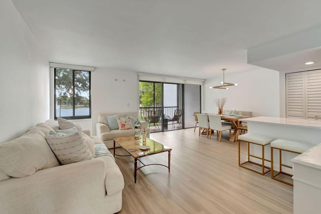 Photo of 3310 Bridgewood Drive, Boca Raton, FL 33434 (MLS # R11085347)