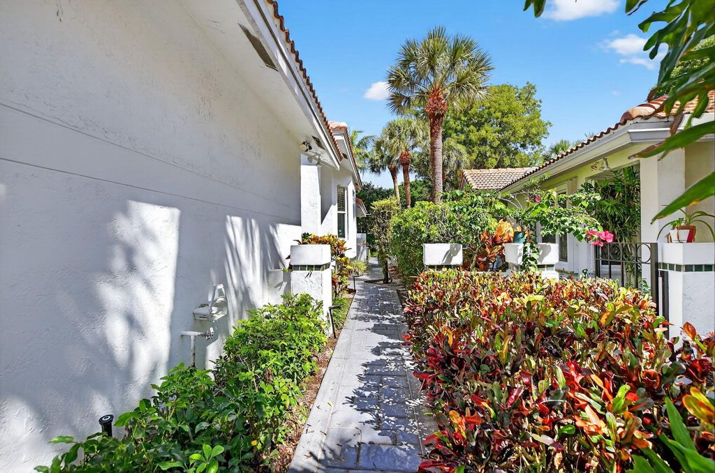 Photo of 2283 NW 53rd Street, Boca Raton, FL 33496 (MLS # R11108343)