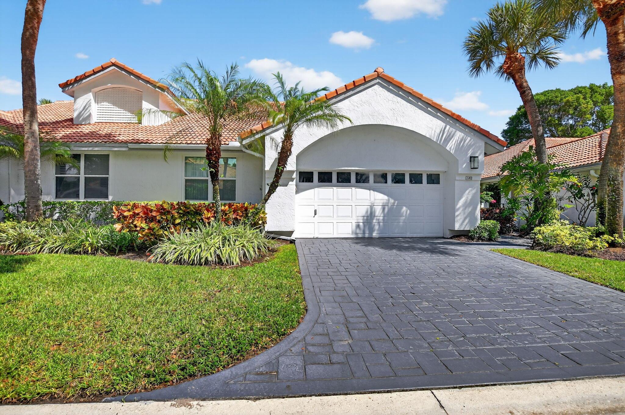 Escape to a luxurious winter retreat in Boca Raton's 5-star Broken Sound Club. This rental offers a Club Course Golf Membership, granting access to championship courses, fine dining, spa, fitness center, and resort-style amenities for a fee.Located in the charming Cedar Cay community, this renovated 3-bed, 2-bath townhome features a spacious, open-concept layout with a modern kitchen--complete with stainless steel appliances, custom cabinetry, quartz countertops, and a breakfast bar--opening to a bright living area with uninterrupted golf course views.The primary suite offers a walk-in closet, spa-style bath with dual sinks, soaking tub, separate shower and patio access.Experience seasonal living at its finest --where luxury, leisure and lifestyle meet in the heart of Boca Raton.