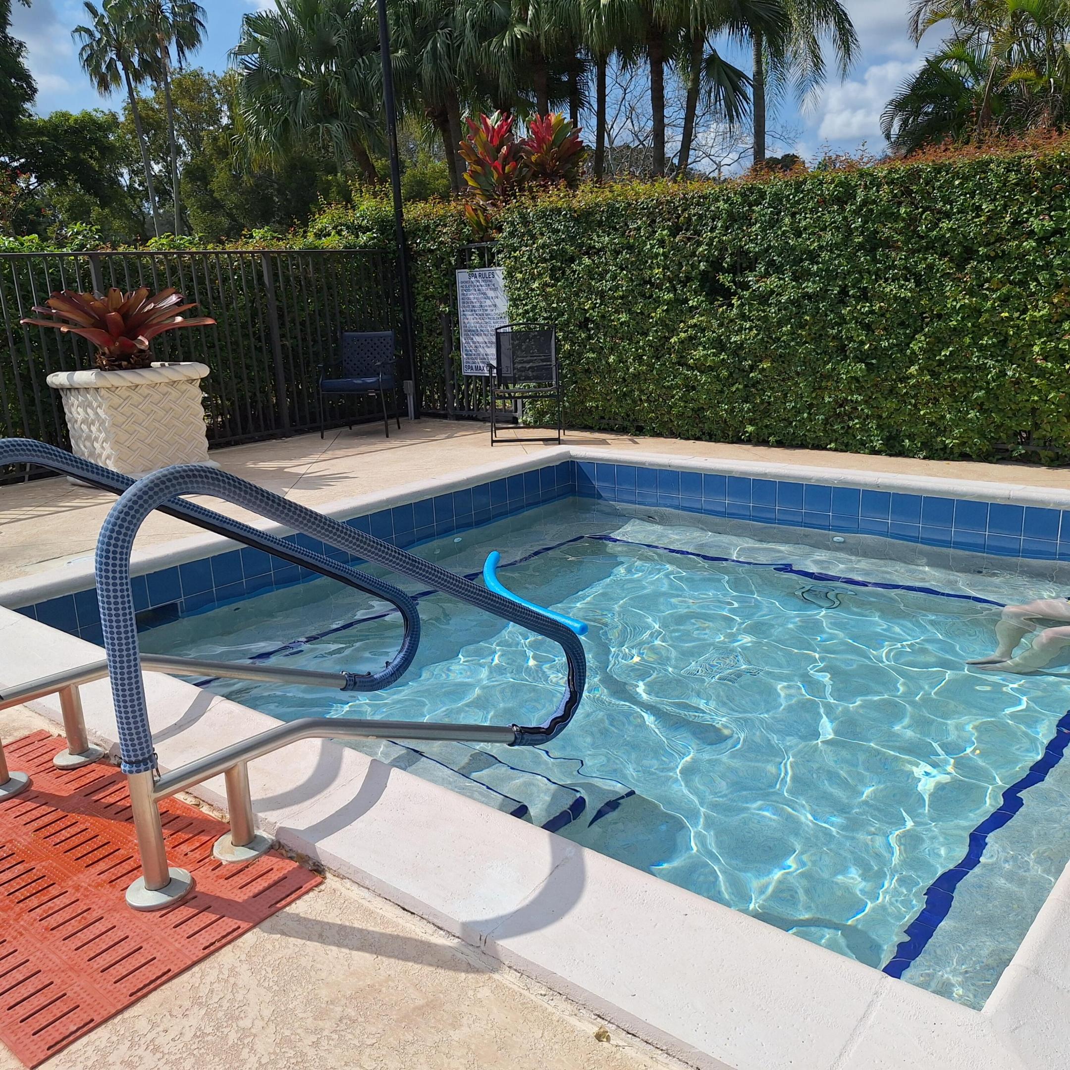 PALM CHASE LAKES CONDO - Residential