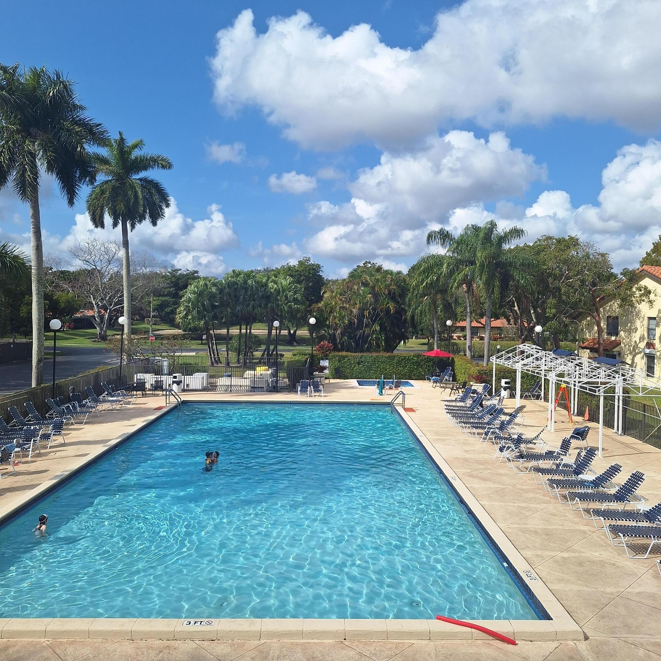 PALM CHASE LAKES CONDO - Residential
