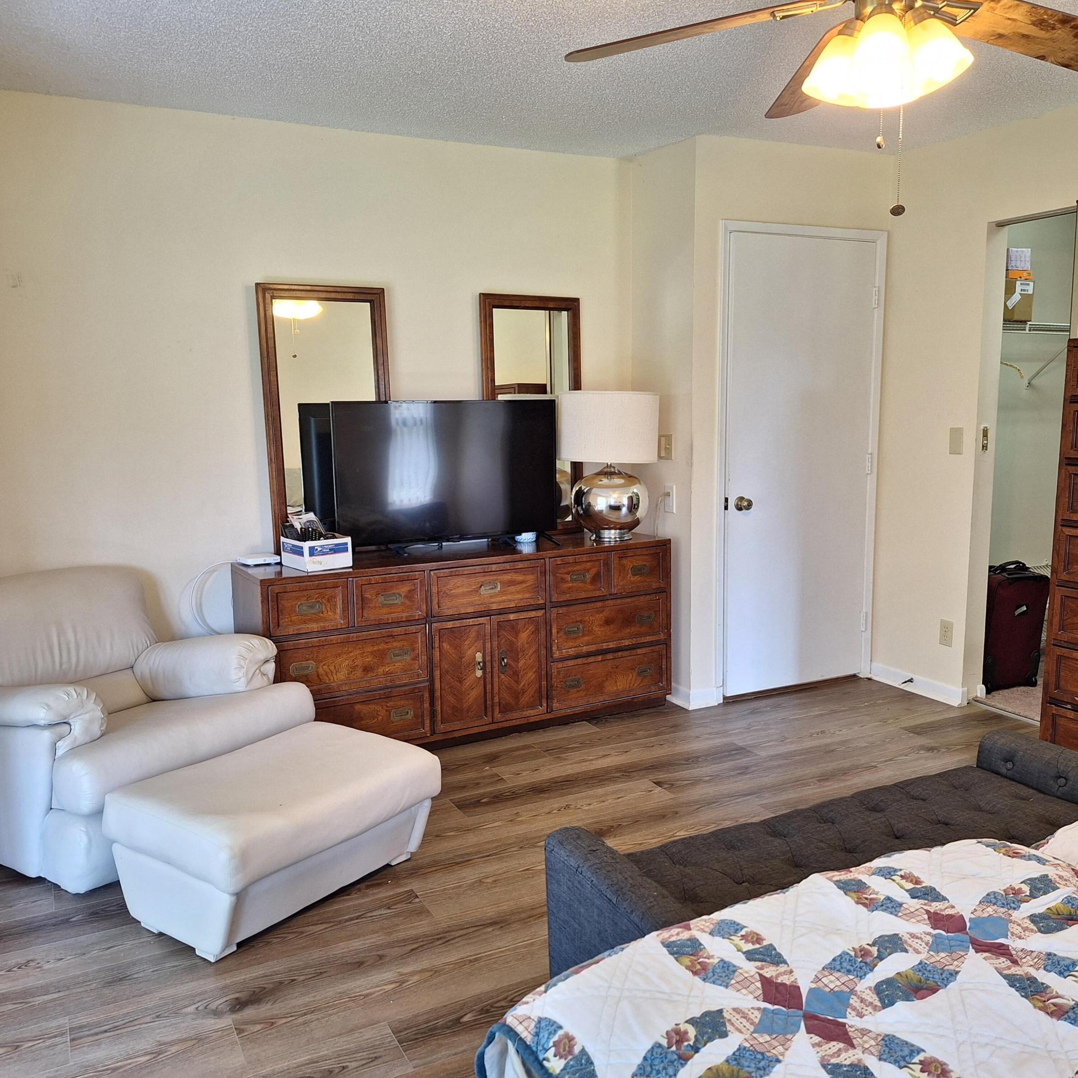 PALM CHASE LAKES CONDO - Residential
