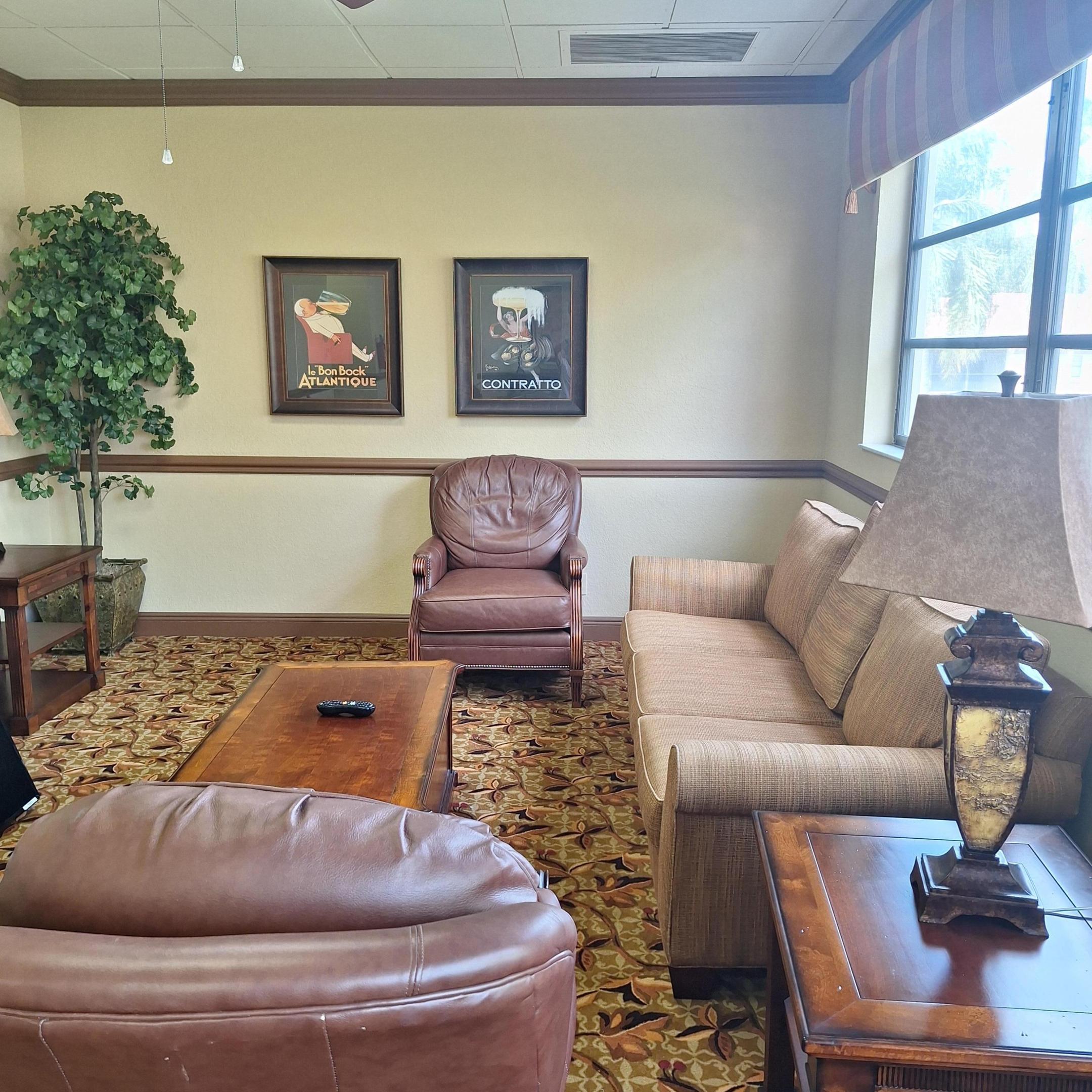PALM CHASE LAKES CONDO - Residential