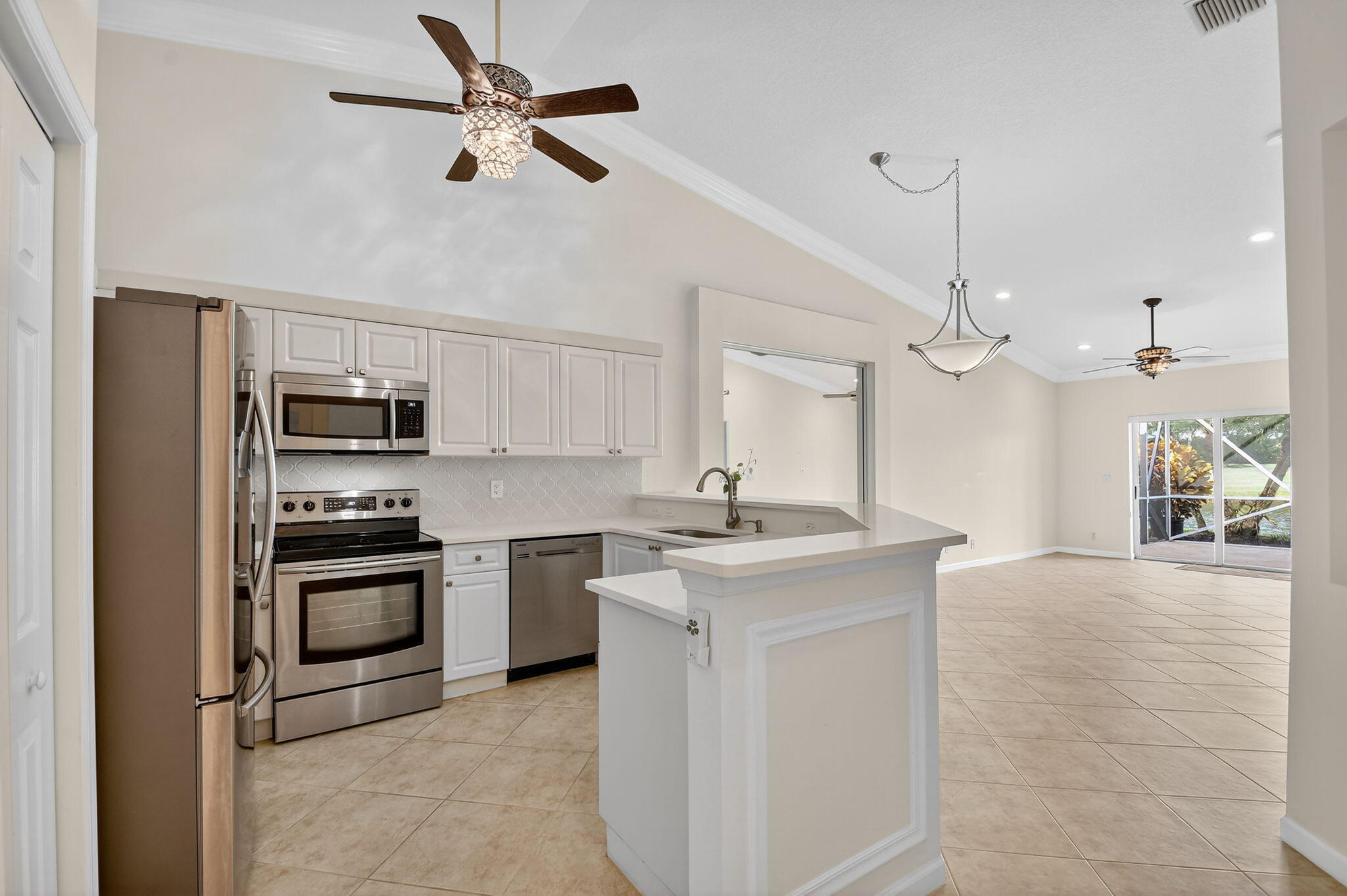 MEZZANO CONDO - Residential Lease