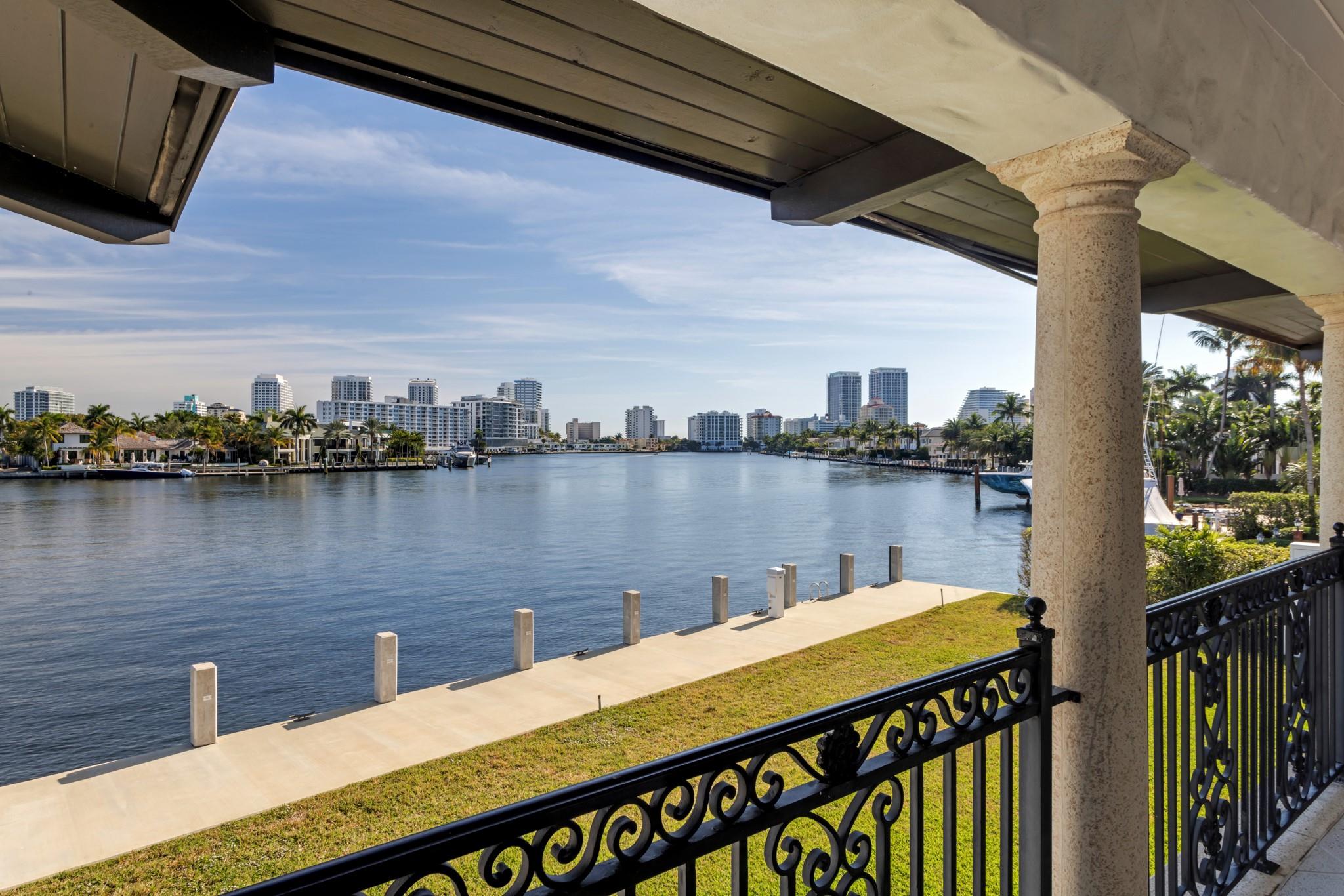 Merritt Isle 45-38 B - Residential