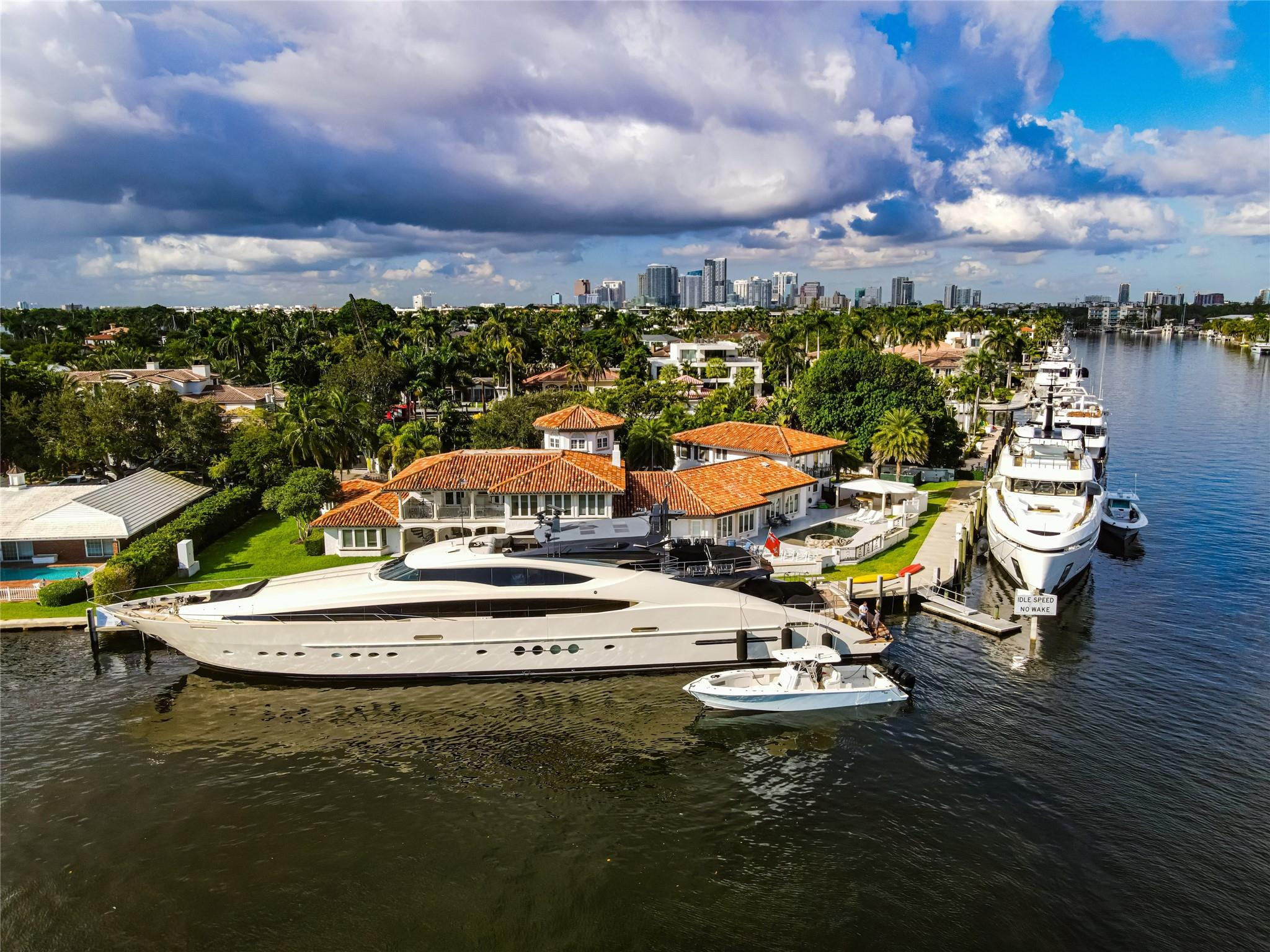 2301 Aqua Vista Boulevard