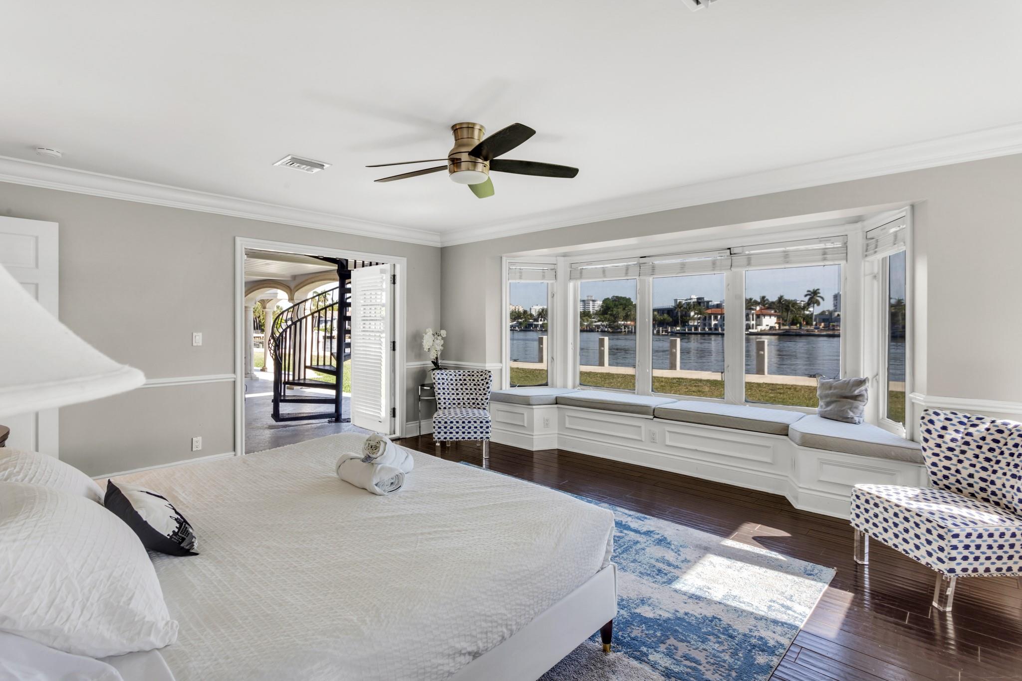 Merritt Isle 45-38 B - Residential