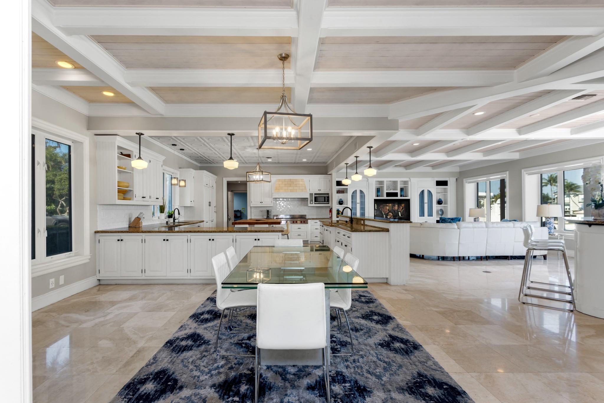 Merritt Isle 45-38 B - Residential