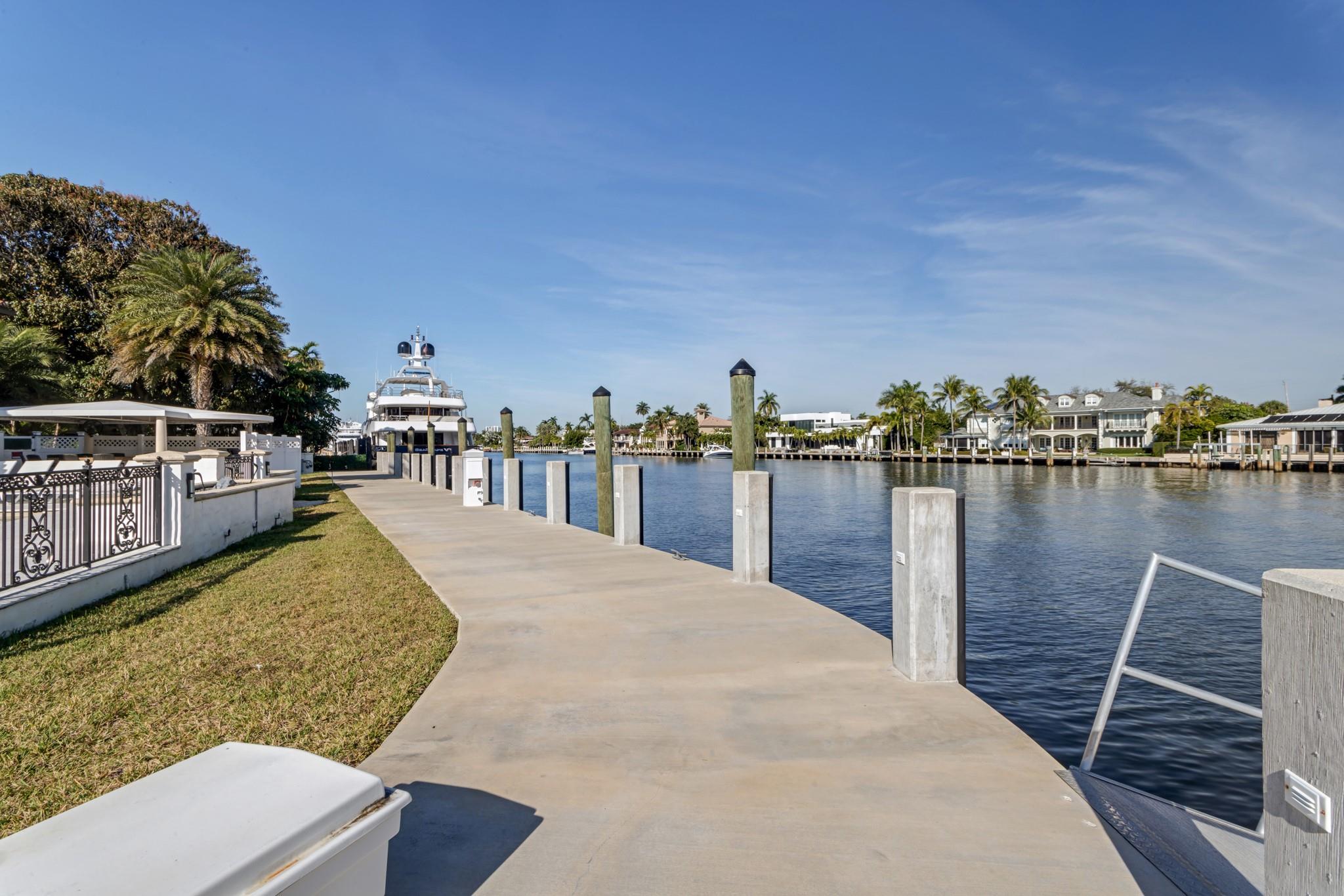 Merritt Isle 45-38 B - Residential