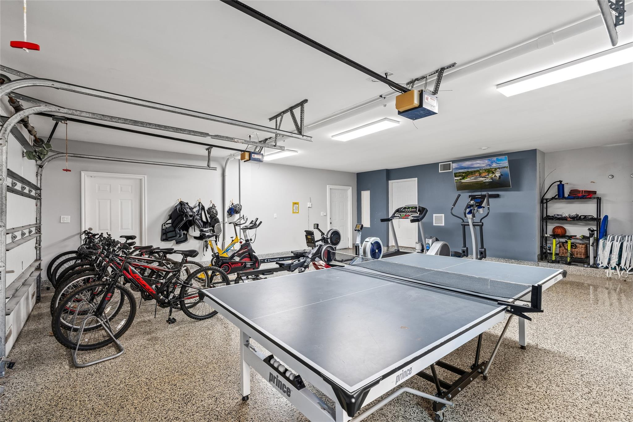 Merritt Isle 45-38 B - Residential