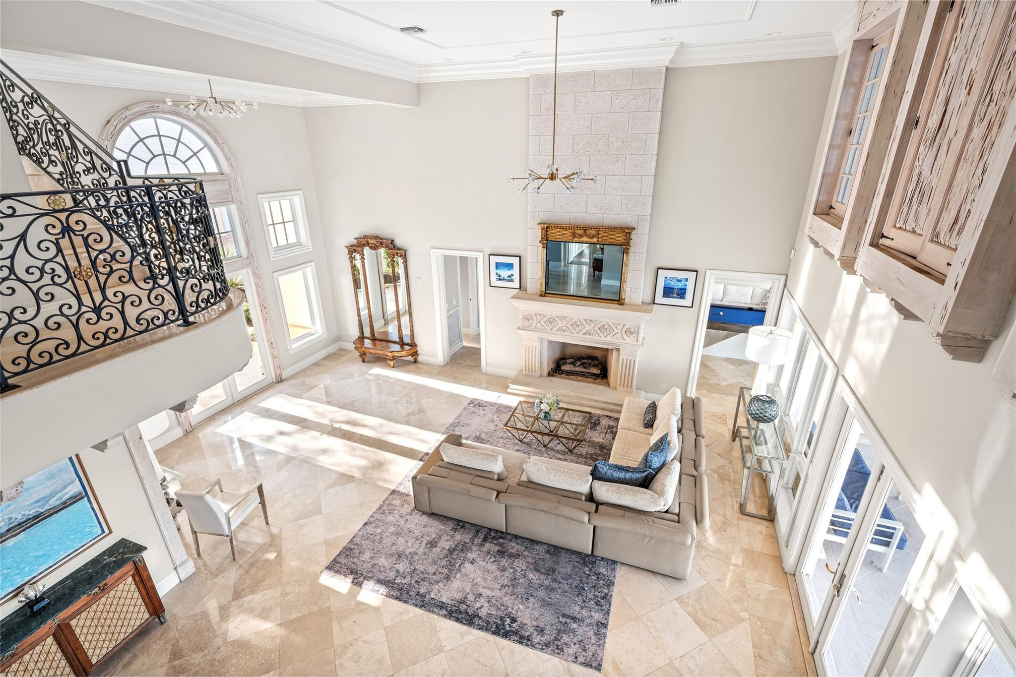 Merritt Isle 45-38 B - Residential