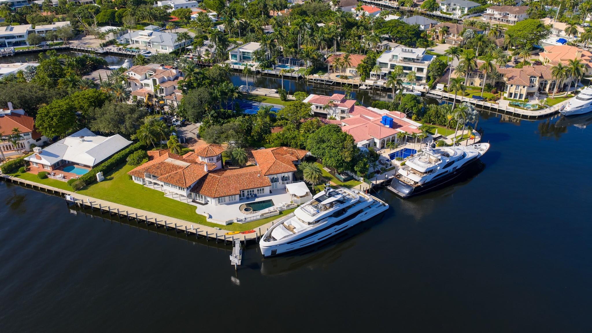 Merritt Isle 45-38 B - Residential