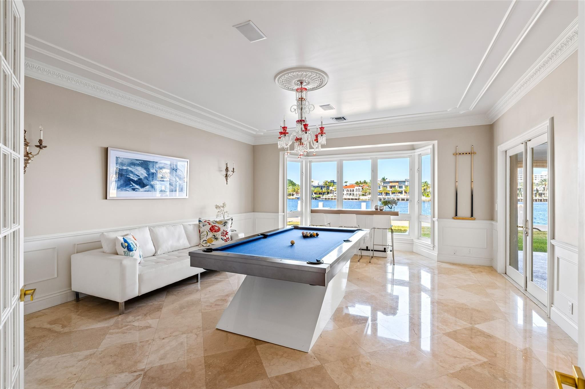 Merritt Isle 45-38 B - Residential