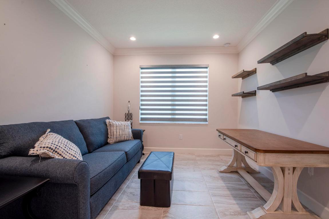 RIVERLAND PARCEL A - PLAT TEN - Residential Lease