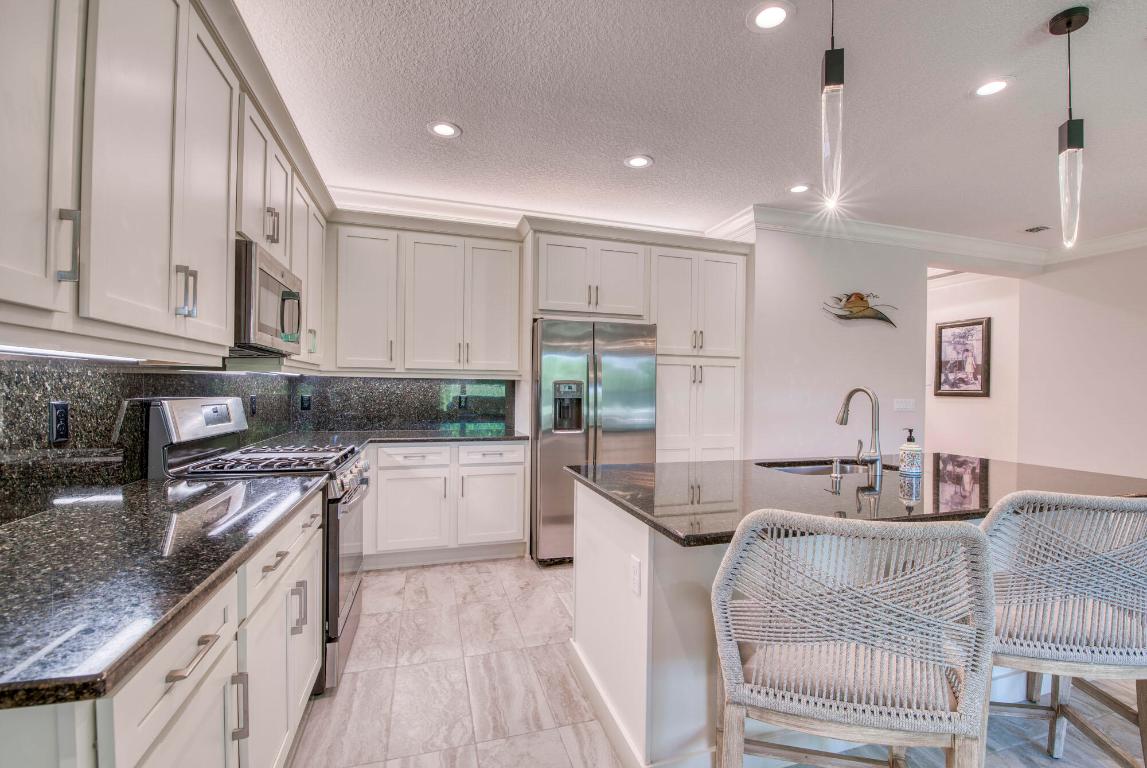 RIVERLAND PARCEL A - PLAT TEN - Residential Lease