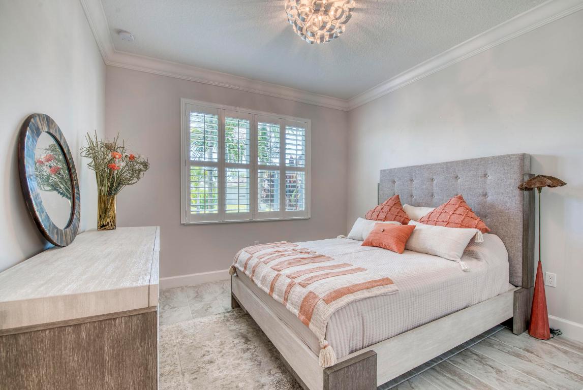 RIVERLAND PARCEL A - PLAT TEN - Residential Lease