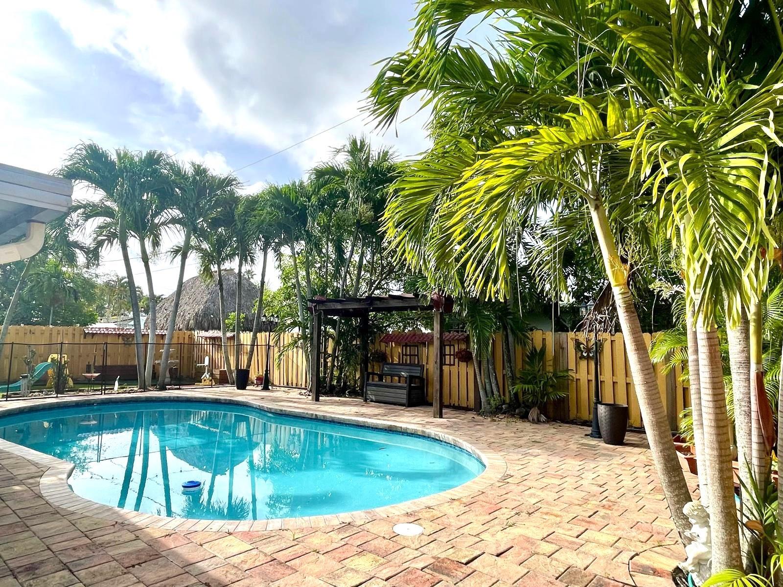 Sunrise Golf Village Sec - Residential