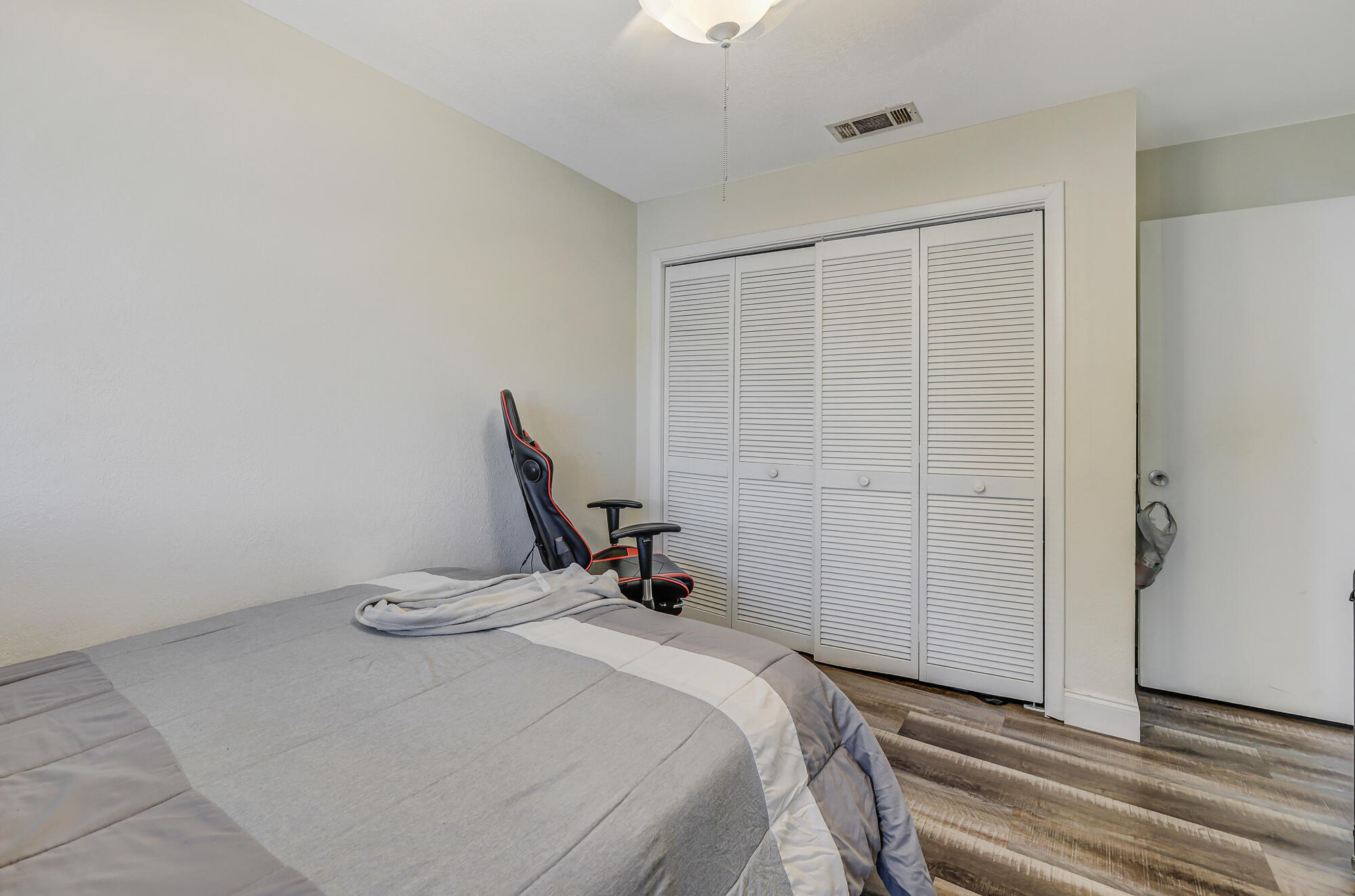 WOODSCAPE TOWNHOMES - Residential