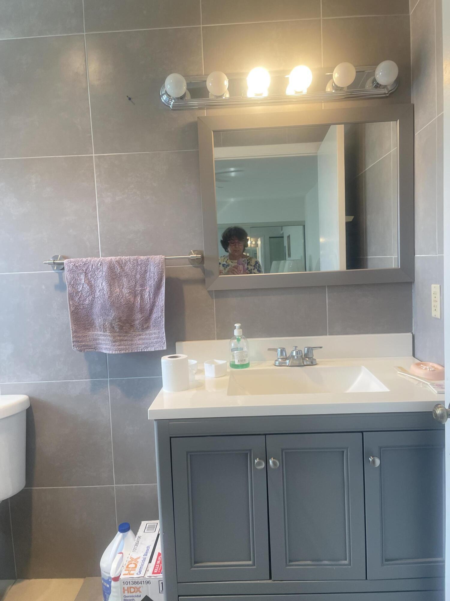 HIGH POINT OF DELRAY WEST CONDO SEC 1&2 - Residential Lease