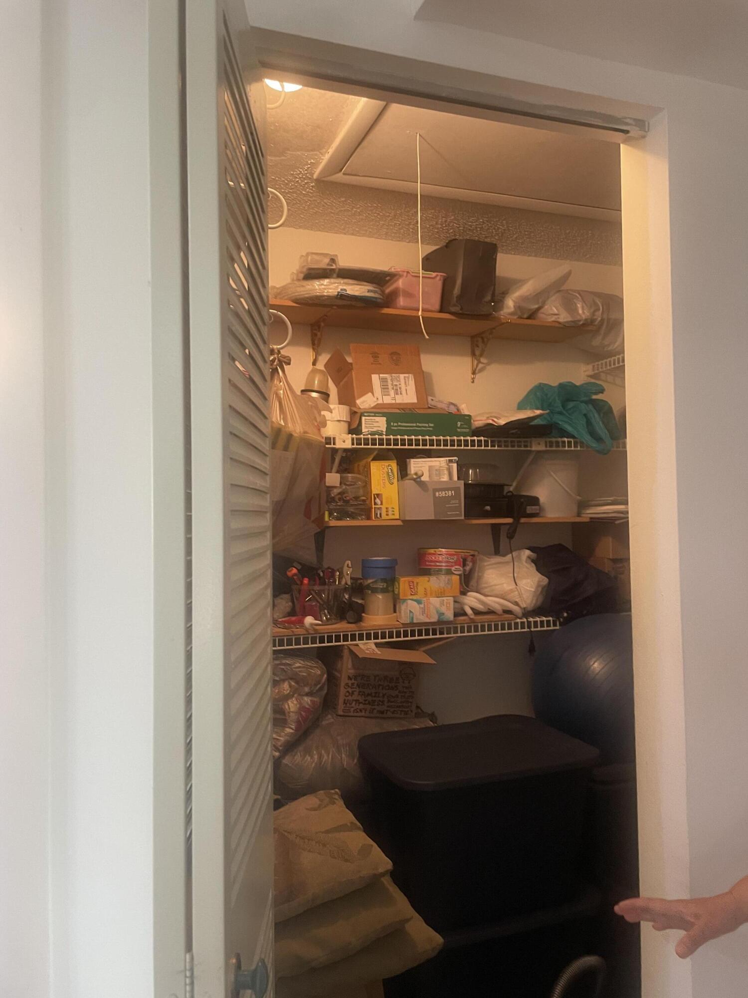 HIGH POINT OF DELRAY WEST CONDO SEC 1&2 - Residential Lease