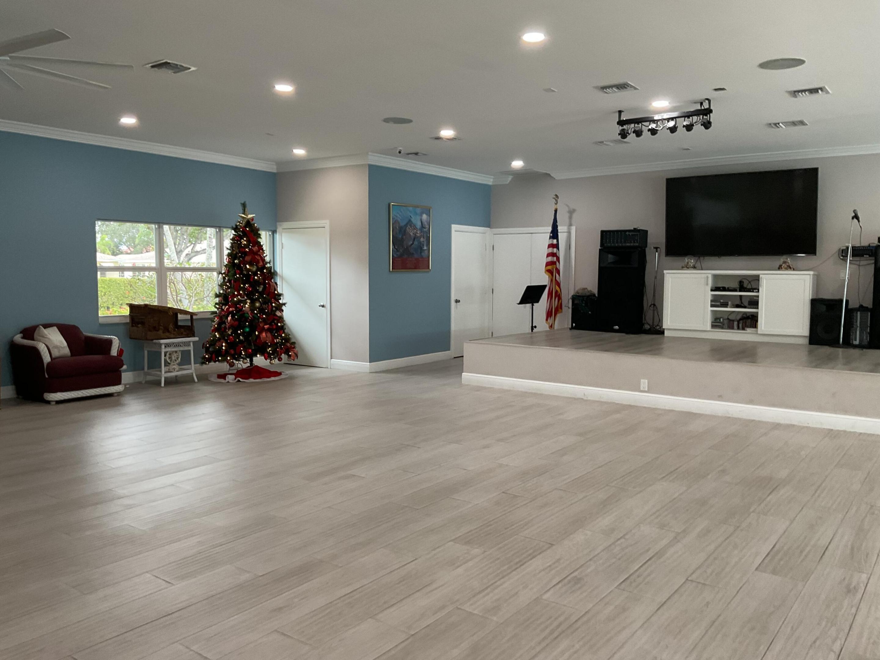 HIGH POINT OF DELRAY WEST CONDO SEC 1&2 - Residential Lease