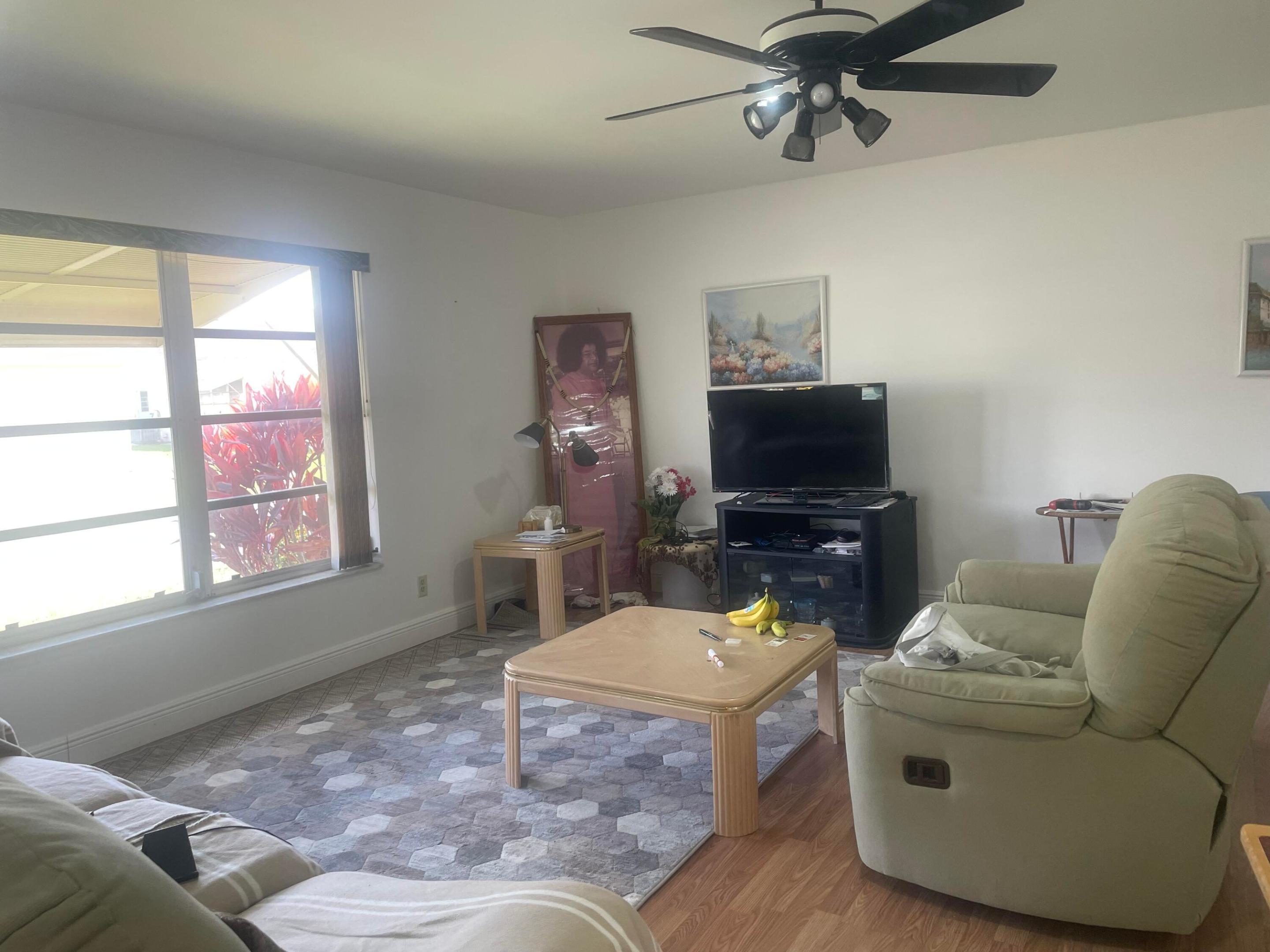 HIGH POINT OF DELRAY WEST CONDO SEC 1&2 - Residential Lease