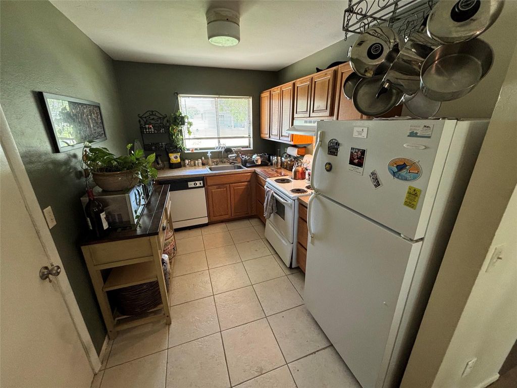 Photo of 2182 SE Genoa Street, Port Saint Lucie, FL 34952 (MLS # F10454262)