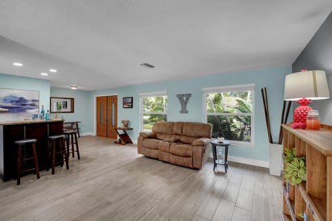 Tiny photo for 10850 NW 33RD Street, Coral Springs, FL 33065 (MLS # B26089615)