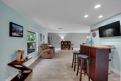 Tiny photo for 10850 NW 33RD Street, Coral Springs, FL 33065 (MLS # B26089615)