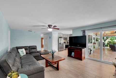 Tiny photo for 10850 NW 33RD Street, Coral Springs, FL 33065 (MLS # B26089615)