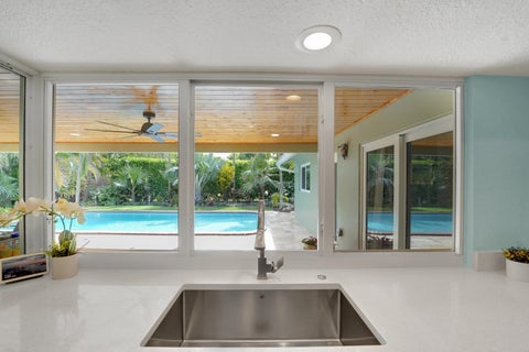 Tiny photo for 10850 NW 33RD Street, Coral Springs, FL 33065 (MLS # B26089615)
