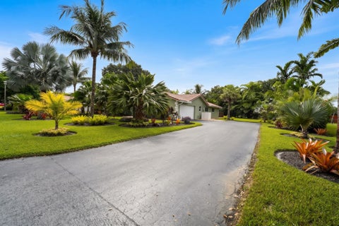Tiny photo for 10850 NW 33RD Street, Coral Springs, FL 33065 (MLS # B26089615)