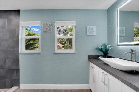 Tiny photo for 10850 NW 33RD Street, Coral Springs, FL 33065 (MLS # B26089615)