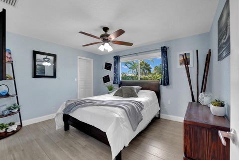Tiny photo for 10850 NW 33RD Street, Coral Springs, FL 33065 (MLS # B26089615)