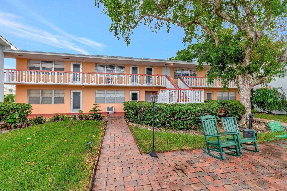 ANDOVER CONDOS - Residential