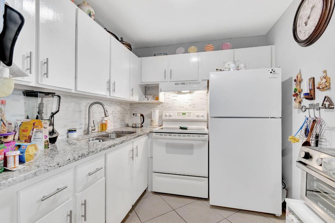 ANDOVER CONDOS - Residential