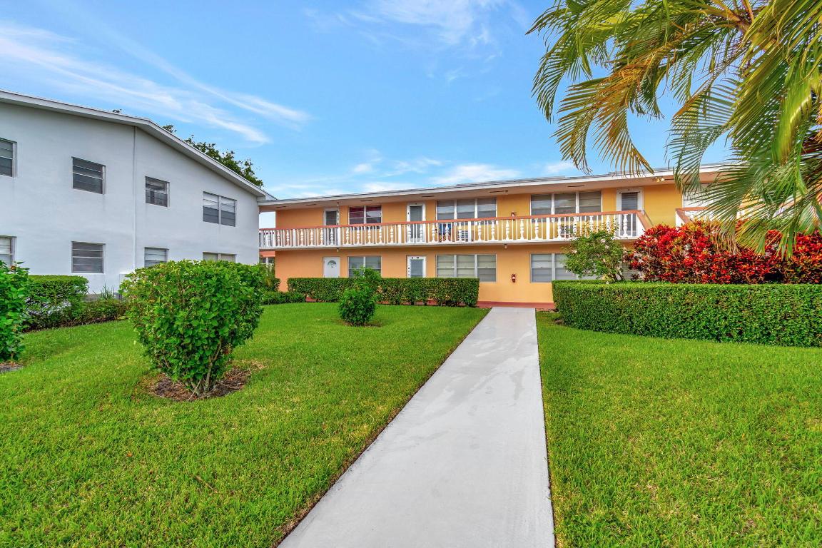 ANDOVER CONDOS - Residential