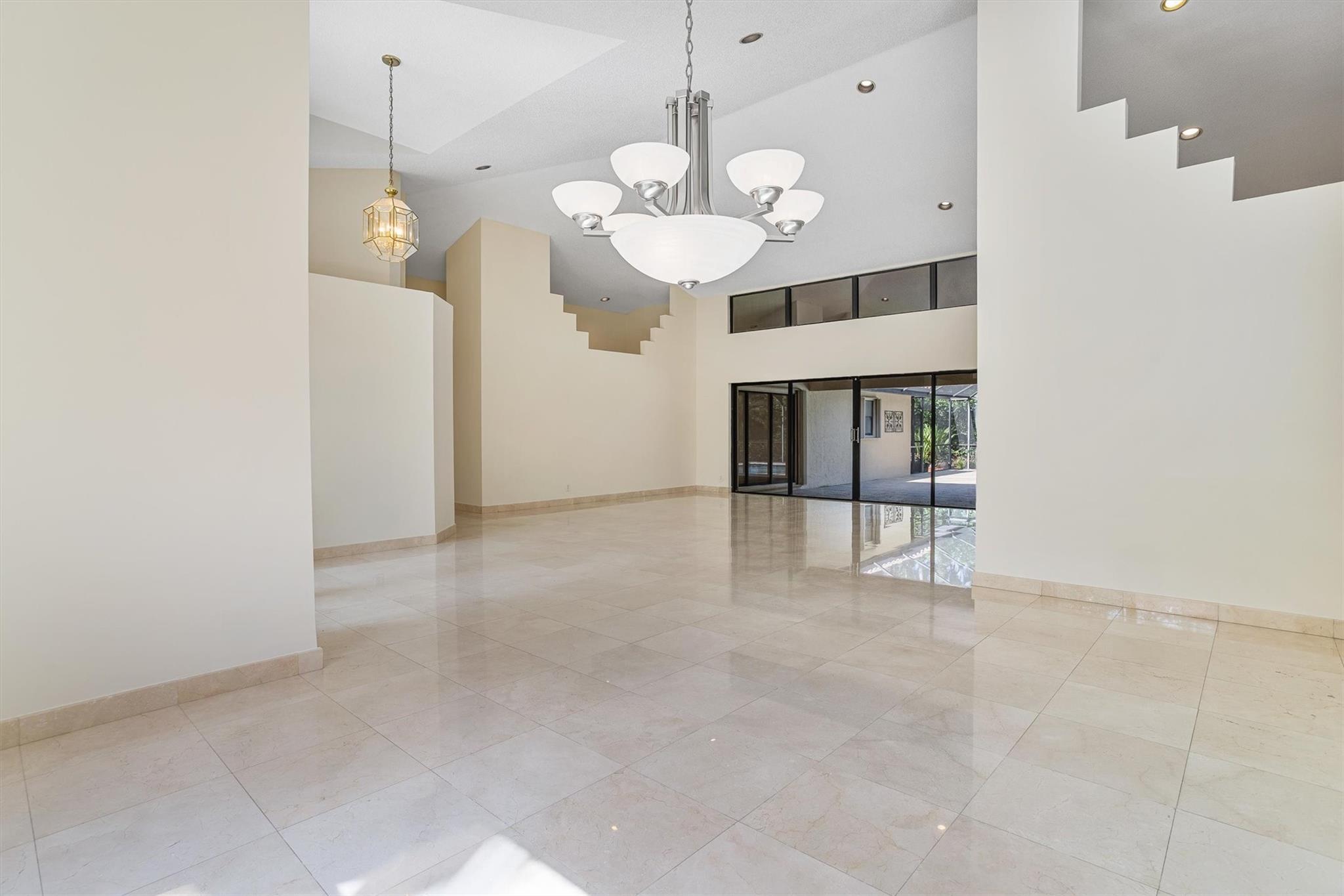 1280 MANOR CT
