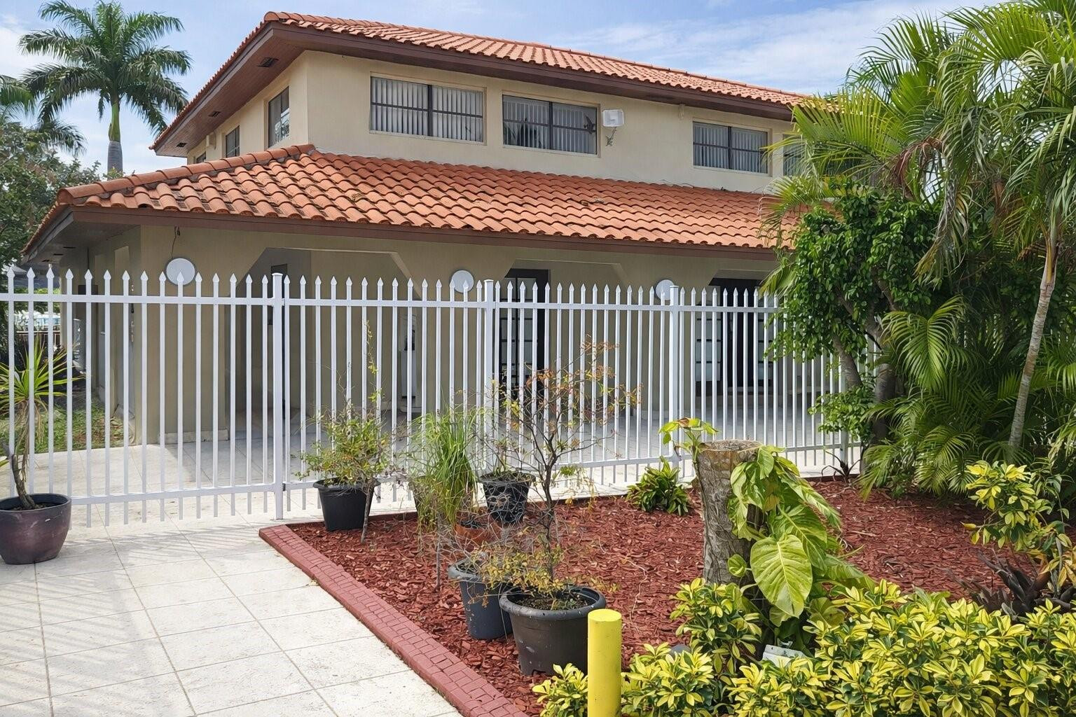 Fontainebleau Gardens Con - Residential Lease